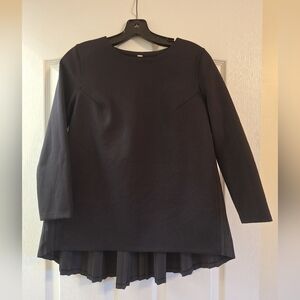 Lululemon Athletica Black Tunic with Sheer Hem